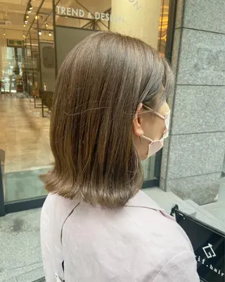 ショート カラー ノイシキ サキのヘアスタイル