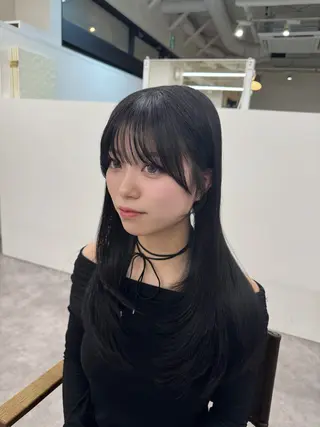 ロング レイヤーカット/ 艶カラー/山内一暉のヘアスタイル