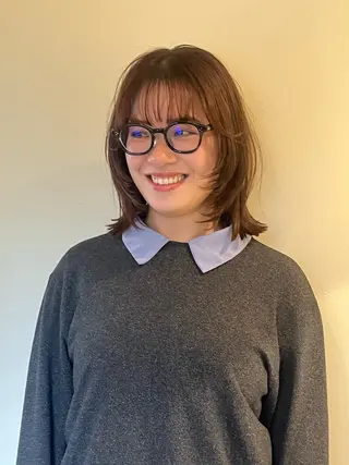 ミディアム カラー 🦮shiori アイドルオタク🦮のヘアスタイル