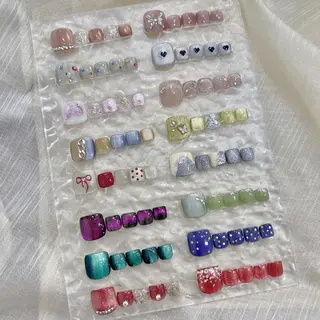 ネイル RAFFINE 月🦋🩵のネイルデザイン