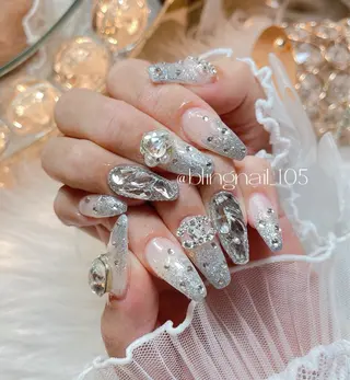 ネイル 23時まで❤︎韓国、 ワンホンネイルのネイルデザイン