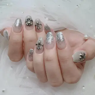 ネイル ナガサワ ミカのネイルデザイン