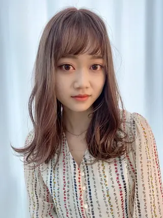 セミロング Trip 大名🌟 ブリーチなしカラーのヘアスタイル