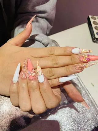 ネイル ATULA Nail 💅チップ長さだしのネイルデザイン