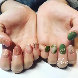 ネイル UrakoNail 《nail》のネイルデザイン