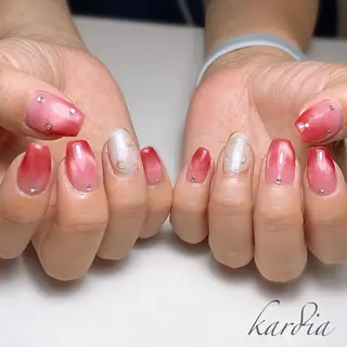 ネイル καρδιά -ｶﾙﾃﾞｨｱ-のネイルデザイン