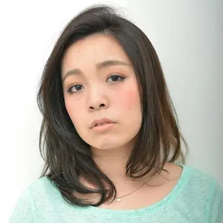 ミディアム セミロング カラー 野々山 直貴のヘアスタイル