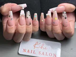 ネイル 💕鈴木ユリ パラジェル/オフ無料のネイルデザイン