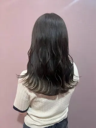 セミロング カラー belta.🧸👒 福島未央のヘアスタイル