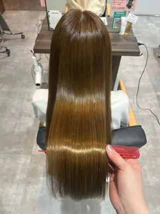 ロング カラー AVANCE.和泉中央所属・豊川 絢子のヘアスタイル