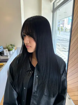 セミロング 鈴木 美由華/透明感カラーのヘアスタイル