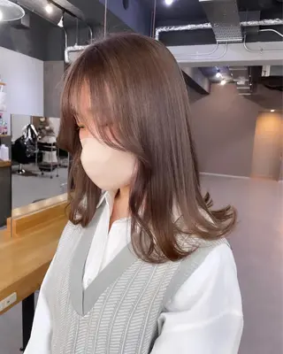 ロング カラー ミルクティーベージュ ❤︎レイヤー　MIAのヘアスタイル