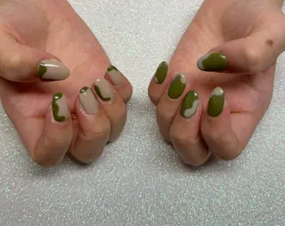 ネイル VIERU 🌈🎀💖のネイルデザイン