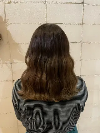 ミディアム カラー いまじゅく あおいのヘアスタイル