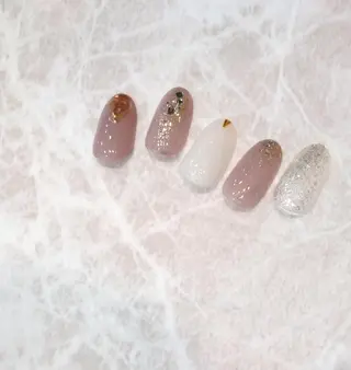 ネイル 會田 瑠衣のネイルデザイン