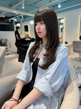 ロング ハイレイヤー/顔周り /レイヤーカットのヘアスタイル