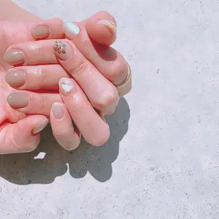 ネイル Rena colore'のネイルデザイン