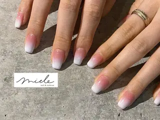 ネイル miele【ミエレ】 シンプル一癖のネイルデザイン