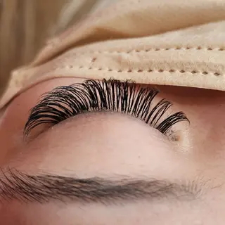 マツエク・マツパ My+ Yukaのネイルデザイン