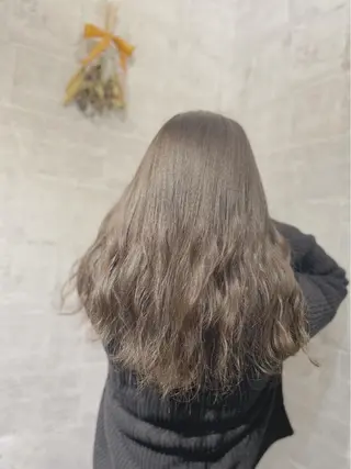 ロング ank classic hair【アンククラシックヘアー】所属・バレイヤージュ ハイライト　齋藤祐哉のヘアスタイル