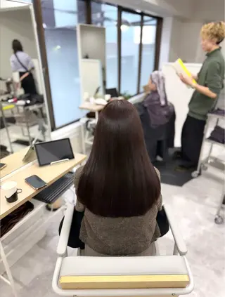 ロング 水尻 佑奈のヘアスタイル