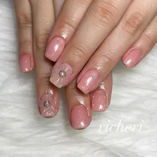 ミディアム ネイル richeri beautyのネイルデザイン