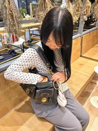 ロング カラー 田中 紫苑のヘアスタイル