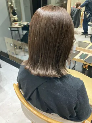 ミディアム ✨色持ちの良い艶 カラー✨蟹江真世のヘアスタイル
