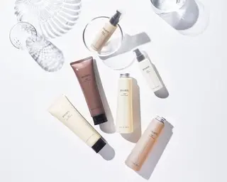 lovis🧸ゆうあ 🧸/透明感カラーのヘアスタイル