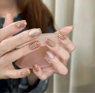 ネイル 𝐲𝐮𝐦𝐢🎀 長さ出しデザイン専門のネイルデザイン