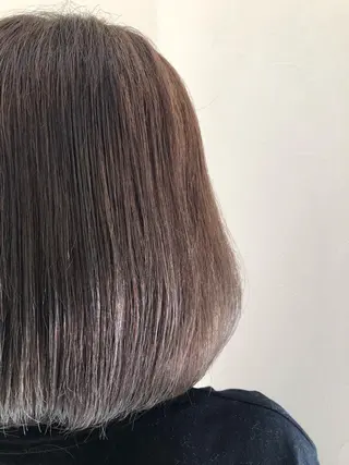 ショート カラー ヘアアレンジ IVY joure Suzu.のヘアスタイル