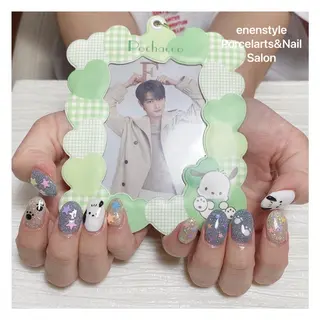 ミディアム ネイル 👑enen style👑のネイルデザイン