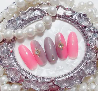 ネイル マジックミラー所属・マジック ミラーのネイルデザイン