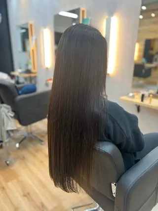 ロング Aguhair milo森山知幸のヘアスタイル