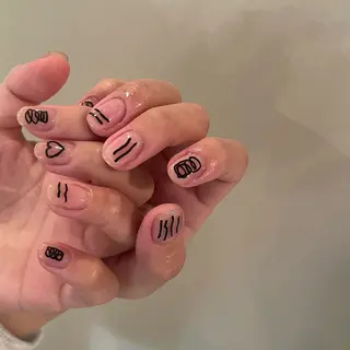 ネイル SALON VILLAGE AOYAMA 2nd.所属・NAKAMURA HARUKAのネイルデザイン