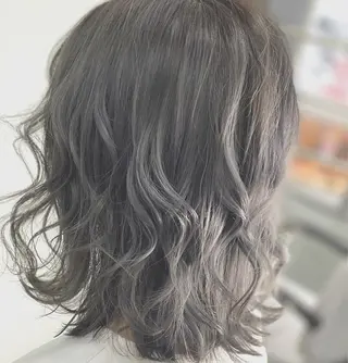 ミディアム カラー BAYhair salon所属・BAY ソウタのヘアスタイル
