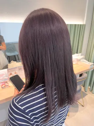 ミディアム カラー オタク美容師🛍/ 酸性ストレート/艶髪のヘアスタイル