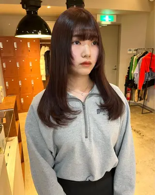 セミロング 🩷ハイトーン透明感 レイヤー🩷ユリカのヘアスタイル