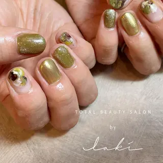 ネイル my&所属・my&_ maimiのネイルデザイン