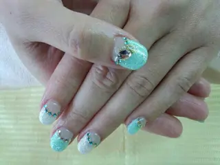 ネイル Hair salon Irie所属・與儀 知佳のネイルデザイン