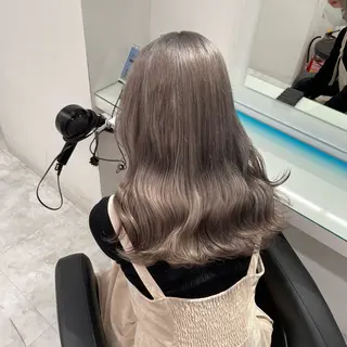 ロング カラー ヘアアレンジ ハイトーン艶カラー 🤍ゆうひのヘアスタイル