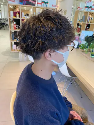 ショート パーマ メンズ 🍀透明感抜群🍀/ ハイトーンカラーのヘアスタイル