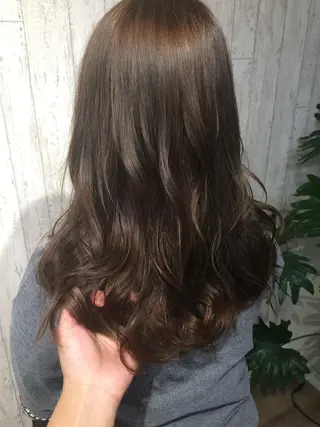 ロング Unique ユニークのヘアスタイル