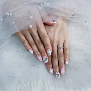 ネイル パーツ全部¥110 サロンミミのネイルデザイン