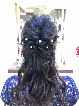 セミロング ill【イル】天神西通り店所属・髪質改善縮毛矯正/暖 色カラー/ウエダカナのヘアスタイル