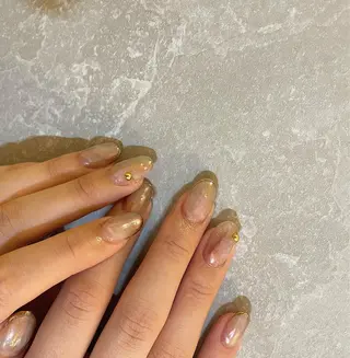 ネイル revia所属・ERI Nailistのネイルデザイン