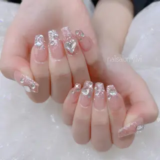 ネイル ＶＩＶＩ nailsalonのネイルデザイン