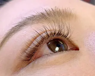 マツエク・マツパ Lampiilo 　eye&browのマツエク・マツパデザイン