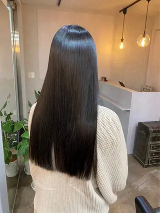 ロング ere 代々木公園所属・みほ/ニュアンス/ モード/艶カラーのヘアスタイル