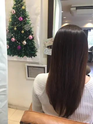 セミロング ヘアサロンリッシュ所属・高石 かおりのヘアスタイル